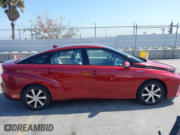 2019 Toyota Mirai with VIN JTDBVRBD3KA007083, listed as a IAAI auction lot 42172756 with 59,270 mi miles and . Bid and sale history available at carsss.com. Image 13.
