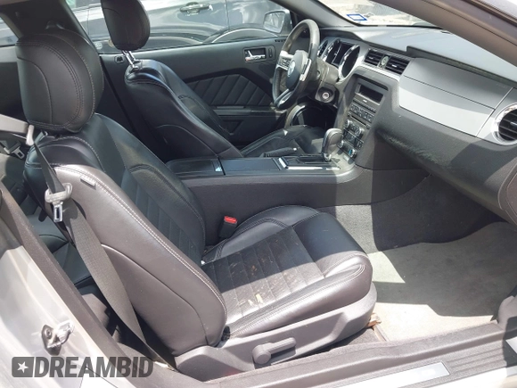 2013 Ford Mustang V6 with VIN 1ZVBP8AM7D5242049, listed as a IAAI auction lot 42629636 with 128,992 mi miles and . Bid and sale history available at DreamBid. Image 5.