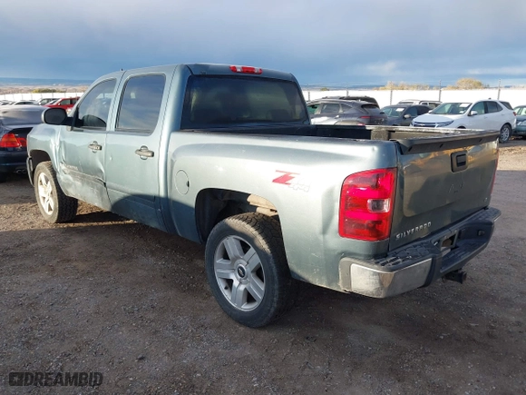2008 Chevrolet Silverado 1500 LTZ with VIN 3GCEK13M18G191164, listed as a IAAI auction lot 40794522 with 180,509 mi miles. Bid and sale history available at carsss.com. Image 3.