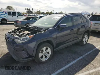 2019 Toyota RAV4 XLE with VIN JTMP1RFV8KD513544, listed as a Copart auction lot 48754385 with 0 mi miles and Salvage Title. Bid and sale history available at carsss.com. Image 1.