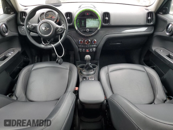 2018 MINI Countryman Cooper z VIN WMZYV5C39J3E82414, wystawiony jako Copart lot #58303565 z przebiegiem 57 905 mil mil oraz Czysty tytuł • Clean title. Historia ofert i sprzedaży dostępna na DreamBid. Obrazek 8.