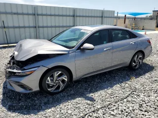 2025 Hyundai Elantra SEL Convenience with VIN KMHLS4DG9SU943131, listed as a Copart auction lot 54518735 with 876 mi miles and Non Repairable. Bid and sale history available at DreamBid. Image 1.