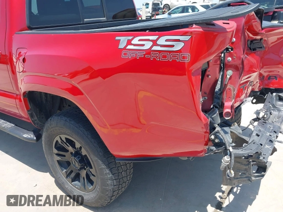 2022 Toyota Tacoma SR with VIN 3TYAX5GN6NT060646, listed as a IAAI auction lot 42186513 with 46,735 mi miles and . Bid and sale history available at DreamBid. Image 21.