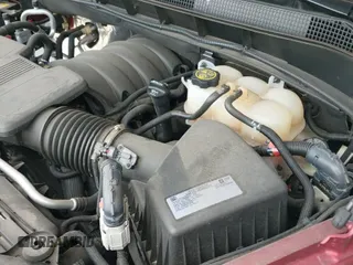 2019 Chevrolet Silverado 1500 RST with VIN 3GCUYEED2KG260109, listed as a IAAI auction lot 42642747 with 122,454 mi miles and . Bid and sale history available at DreamBid. Image 20.