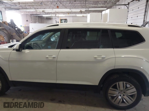 2019 Volkswagen Atlas SE z VIN 1V2UR2CA2KC545740, wystawiony jako IAAI lot #41968203 z przebiegiem 78 080 mil mil oraz . Historia ofert i sprzedaży dostępna na DreamBid. Obrazek 15.
