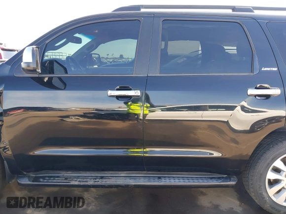 2014 Toyota Sequoia Limited with VIN 5TDKY5G13ES055656, listed as a IAAI auction lot 41616322 with 118,859 mi miles. Bid and sale history available at carsss.com. Image 14.