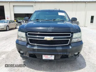 2008 Chevrolet Tahoe 2LT with VIN 1GNFC13048R147309, listed as a IAAI auction lot 42232493 with 87,027 mi miles and . Bid and sale history available at DreamBid. Image 6.