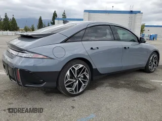 2024 Hyundai Ioniq 6 Limited z VIN KMHM54AA6RA079145, wystawiony jako Copart lot #56931465 z przebiegiem 5 337 mil mil oraz Szkoda całkowita • Salvage title. Historia ofert i sprzedaży dostępna na DreamBid. Obrazek 3.