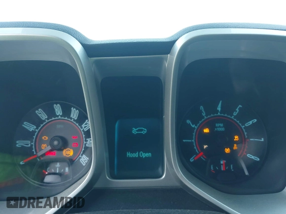 2011 Chevrolet Camaro 1LT z VIN 2G1FB1ED1B9150934, wystawiony jako IAAI lot #41981291 z przebiegiem 151 435 mil mil oraz . Historia ofert i sprzedaży dostępna na DreamBid. Obrazek 7.