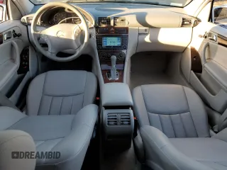 2006 Mercedes-Benz C 230 Sport с VIN WDBRF56H06F728986, выставлен на аукционе Copart как лот 44363785 с пробегом 75 321 миль миль и Списание • Salvage title. История ставок и продаж доступна на DreamBid. Изображение 8.
