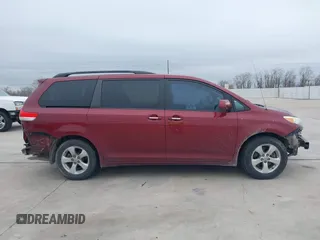 2014 Toyota Sienna LE AAS with VIN 5TDKK3DC6ES487962, listed as a IAAI auction lot 41568458 with 164,043 mi miles. Bid and sale history available at carsss.com. Image 13.