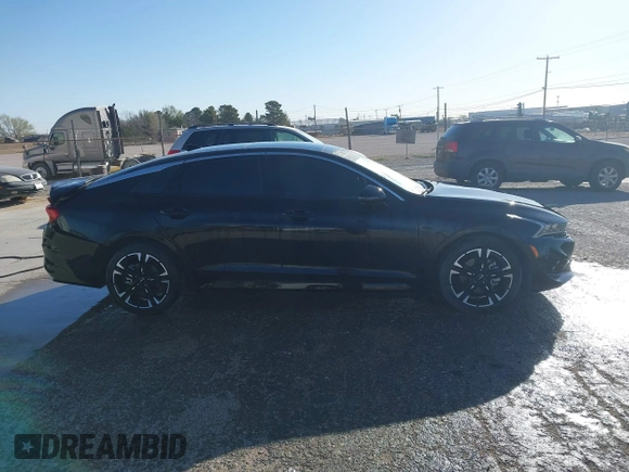 2022 Kia K5 GT-Line z VIN 5XXG64J2XNG139790, wystawiony jako IAAI lot #41737680 z przebiegiem 34 738 mil mil oraz . Historia ofert i sprzedaży dostępna na DreamBid. Obrazek 13.