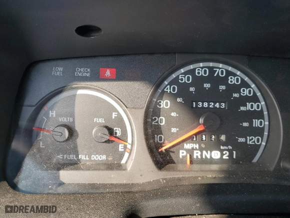 2004 Ford Crown Victoria LX with VIN 2FDFP74W74X150801, listed as a Copart auction lot 43869115 with 138,243 mi miles and Salvage Title. Bid and sale history available at carsss.com. Image 9.