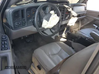 2004 GMC Yukon SLT z VIN 1GKEC13Z84J297911, wystawiony jako Copart lot #48617955 z przebiegiem 173 004 mil mil oraz Szkoda całkowita • Salvage title. Historia ofert i sprzedaży dostępna na DreamBid. Obrazek 8.