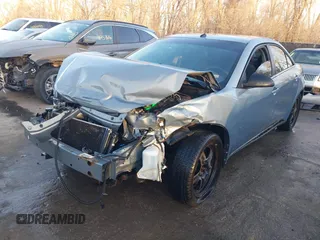 2008 Pontiac G6 with VIN 1G2ZG57B284231532, listed as a IAAI auction lot 41709413 with 276,415 mi miles. Bid and sale history available at carsss.com. Image 2.