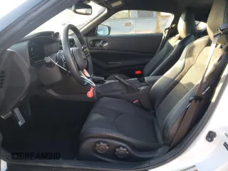 2023 Nissan Z Performance с VIN JN1BZ4BH8PM311206, выставлен на аукционе Copart как лот 41501215 с пробегом 16 300 миль миль и Списание • Salvage title. История ставок и продаж доступна на DreamBid. Изображение 7.