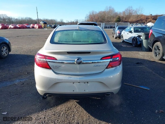 2014 Buick Regal with VIN 2G4GK5EX1E9322229, listed as a IAAI auction lot 41166302 with 97,818 mi miles. Bid and sale history available at carsss.com. Image 16.