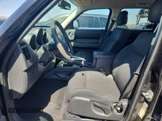 2011 Dodge Nitro Heat z VIN 1D4PT4GX6BW506192, wystawiony jako Copart lot #58795955 z przebiegiem 231 377 mil mil oraz Szkoda całkowita • Salvage title. Historia ofert i sprzedaży dostępna na DreamBid. Obrazek 7.