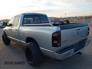 2008 Dodge 1500 SLT z VIN 1D7HA18298S592306, wystawiony jako IAAI lot #41885174 z przebiegiem 176 071 mil mil oraz . Historia ofert i sprzedaży dostępna na DreamBid. Obrazek 14.