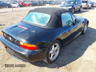 1997 BMW 3 Series 1.9L with VIN 4USCH7324VLB84891, listed as a IAAI auction lot 41666796 with 126,470 mi miles. Bid and sale history available at carsss.com. Image 4.