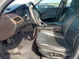 2005 BMW 5 Series 530i z VIN WBANA73555CR60758, wystawiony jako Copart lot #53466525 z przebiegiem 188 703 mil mil oraz Szkoda całkowita • Salvage title. Historia ofert i sprzedaży dostępna na DreamBid. Obrazek 7.
