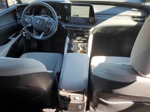 2024 Lexus RX 350 с VIN 2T2BAMCA5RC049971, выставлен на аукционе Copart как лот 46424705 с пробегом 10 249 миль миль и Списание • Salvage title. История ставок и продаж доступна на DreamBid. Изображение 8.