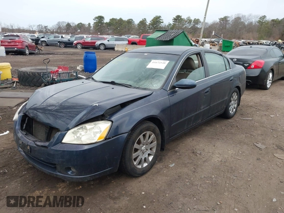 2006 Nissan Altima 2.5 with VIN 1N4AL11D06N347235, listed as a IAAI auction lot 41672148 with 141,667 mi miles. Bid and sale history available at carsss.com. Image 2.