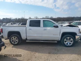 2017 GMC Sierra 1500 SLT z VIN 3GTU2NEC7HG450490, wystawiony jako IAAI lot #41400241 z przebiegiem 89 336 mil mil oraz . Historia ofert i sprzedaży dostępna na DreamBid. Obrazek 13.