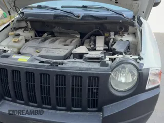 2007 Jeep Compass Sport with VIN 1J8FT47W27D370008, listed as a Copart auction lot 68281255 with 109,027 mi miles and Clean title. Bid and sale history available at DreamBid. Image 12.