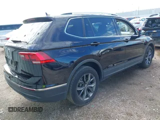 2023 Volkswagen Tiguan SE with VIN 3VV3B7AX6PM120292, listed as a IAAI auction lot 42231082 with 24,045 mi miles and . Bid and sale history available at DreamBid. Image 4.