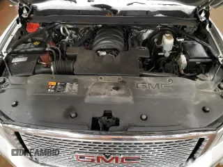2016 GMC Yukon XL Denali with VIN 1GKS2HKJ7GR162385, listed as a Copart auction lot 45697345 with 132,892 mi miles and Clean Title. Bid and sale history available at carsss.com. Image 12.
