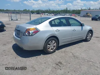 2011 Nissan Altima S z VIN 1N4AL2AP3BN510714, wystawiony jako IAAI lot #42324732 z przebiegiem 95 382 mil mil oraz . Historia ofert i sprzedaży dostępna na DreamBid. Obrazek 4.