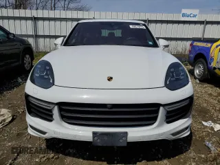 2016 Porsche Cayenne GTS with VIN WP1AD2A20GLA76331, listed as a Copart auction lot 49819255 with 39,040 mi miles and Salvage title. Bid and sale history available at DreamBid. Image 5.