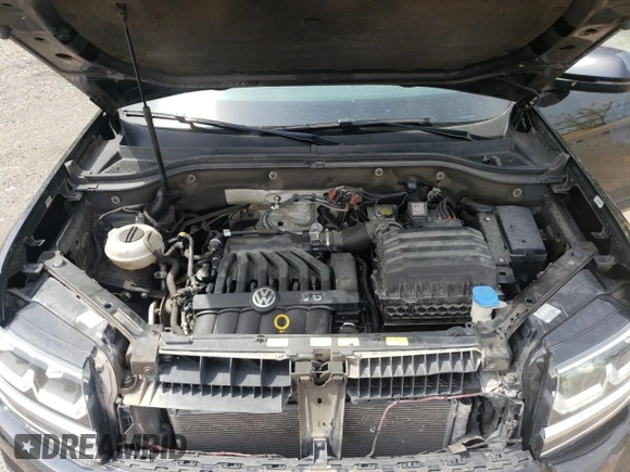 2018 Volkswagen Atlas SE z VIN 1V2LR2CA2JC506981, wystawiony jako Copart lot #55067115 z przebiegiem 140 545 mil mil oraz Szkody całkowita. Historia ofert i sprzedaży dostępna na DreamBid. Obrazek 12.