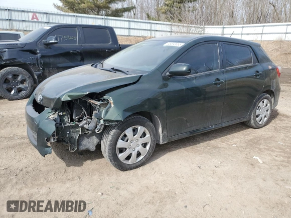 2011 Toyota Matrix z VIN 2T1KU4EE4BC604605, wystawiony jako Copart lot #48690655 z przebiegiem 115 942 mil mil oraz Czysty tytuł • Clean title. Historia ofert i sprzedaży dostępna na DreamBid. Obrazek 1.