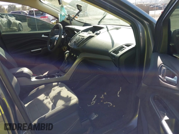 2014 Ford Escape SE with VIN 1FMCU9G97EUD86213, listed as a IAAI auction lot 40515507 with 129,711 mi miles and . Bid and sale history available at carsss.com. Image 5.