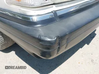 1993 Volvo 240 с VIN YV1AW8803P1949546, выставлен на аукционе IAAI как лот 42411136 с пробегом 225 859 миль миль и . История ставок и продаж доступна на DreamBid. Изображение 6.