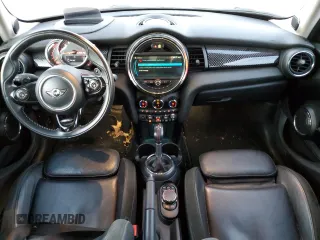 2019 MINI Hardtop 4 Door Cooper S z VIN WMWXU3C56K2H86633, wystawiony jako Copart lot #84340094 z przebiegiem 67 712 mil mil oraz Szkoda całkowita • Salvage title. Historia ofert i sprzedaży dostępna na DreamBid. Obrazek 8.