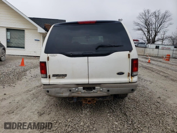 2001 Ford Excursion Limited z VIN 1FMSU43F51EA01083, wystawiony jako Copart lot #47726825 z przebiegiem 343 791 mil mil oraz Szkody całkowita. Historia ofert i sprzedaży dostępna na DreamBid. Obrazek 6.