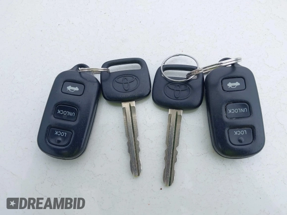 2002 Toyota Avalon XL with VIN 4T1BF28B82U239876, listed as a IAAI auction lot 42142686 with 104,163 mi miles and . Bid and sale history available at DreamBid. Image 11.