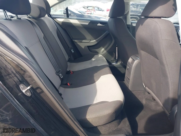 2017 Volkswagen Jetta 1.4T S with VIN 3VW167AJ4HM333245, listed as a IAAI auction lot 41582993 with 121,874 mi miles. Bid and sale history available at carsss.com. Image 8.