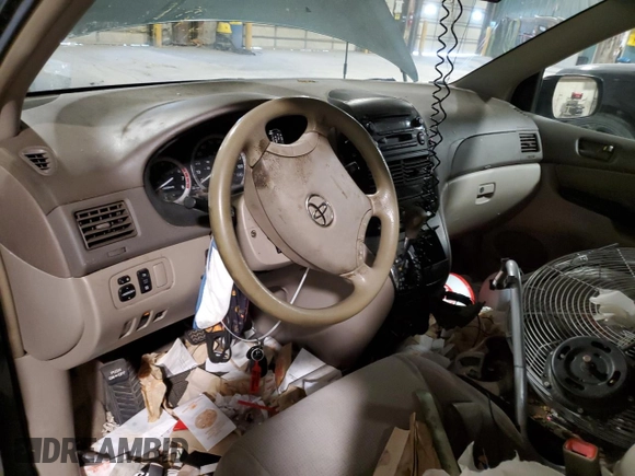2005 Toyota Sienna CE z VIN 5TDZA23C15S354197, wystawiony jako Copart lot #60170255 z przebiegiem 296 696 mil mil oraz Czysty tytuł • Clean title. Historia ofert i sprzedaży dostępna na DreamBid. Obrazek 8.