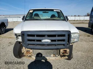 2007 Ford F-350 XL with VIN 1FTWF31P77EB33177, listed as a Copart auction lot 81356104 with 165,198 mi miles and Salvage title. Bid and sale history available at DreamBid. Image 5.