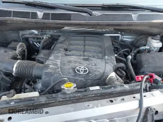 2015 Toyota Sequoia Limited with VIN 5TDJW5G14FS124552, listed as a IAAI auction lot 41692068 with 170,397 mi miles. Bid and sale history available at carsss.com. Image 10.