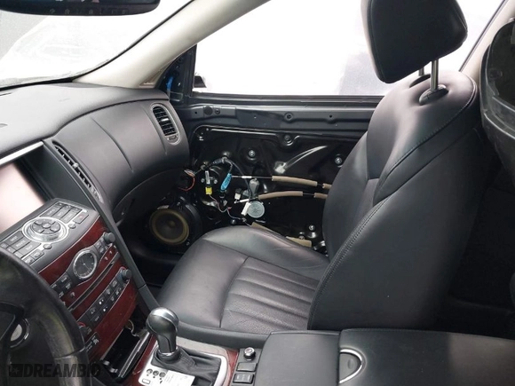 2016 Infiniti QX50 with VIN JN1BJ0RR5GM261539, listed as a IAAI auction lot 41489746 with NaN miles. Bid and sale history available at carsss.com. Image 5.