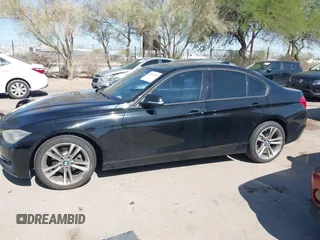2013 BMW 3 Series 328i xDrive с VIN WBA3B3C51DF543955, выставлен на аукционе IAAI как лот 42510430 с пробегом 87 280 миль миль и . История ставок и продаж доступна на DreamBid. Изображение 14.