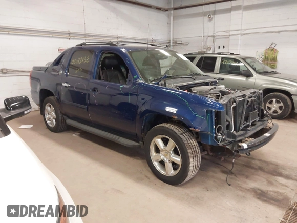 2013 Chevrolet Avalanche LT with VIN 3GNTKFE71DG309629, listed as a IAAI auction lot 42082132 with 139,428 mi miles and . Bid and sale history available at DreamBid. Image 1.