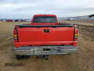 2004 Chevrolet Silverado 3500 with VIN 1GCJC33104F153613, listed as a Copart auction lot 81335784 with 320,963 mi miles and Salvage Title. Bid and sale history available at carsss.com. Image 6.