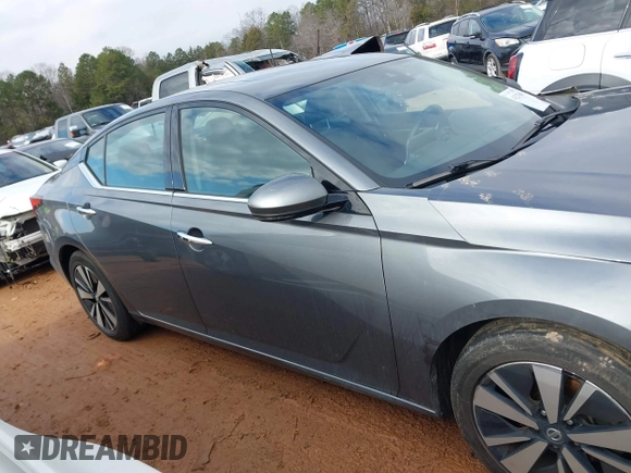 2019 Nissan Altima 2.5 SL with VIN 1N4BL4EV8KC205391, listed as a IAAI auction lot 41217649 with 80,748 mi miles. Bid and sale history available at carsss.com. Image 14.