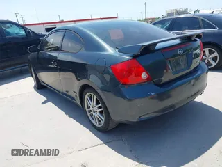 2005 Scion tC z VIN JTKDE167350041980, wystawiony jako IAAI lot #42015233 z przebiegiem 218 891 mil mil oraz . Historia ofert i sprzedaży dostępna na DreamBid. Obrazek 3.